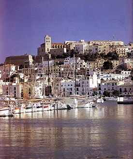 vista del puerto de Ibiza